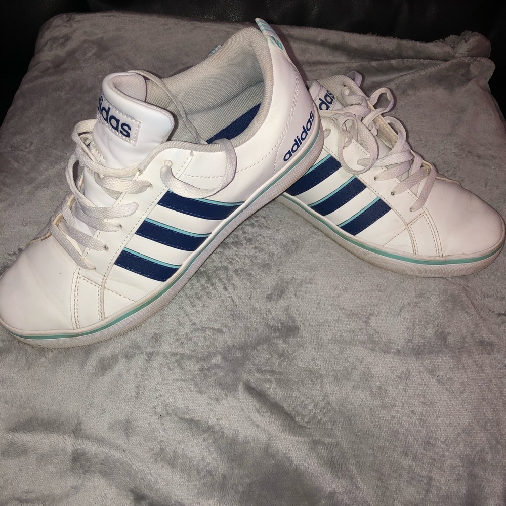 New adidas everyday shoes!! Women’s!!